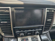 Load image into Gallery viewer, Radio  PORSCHE PANAMERA 2011 - MM2907280
