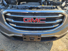 Load image into Gallery viewer, Grille GMC Terrain 2019 - MM2907597
