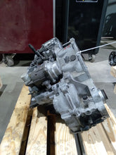 Load image into Gallery viewer, Transmission GMC Terrain 2019 - MM2907615

