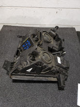 Load image into Gallery viewer, Headlight Lamp Assembly  SILVERADO 1500 PICKUP 2019 - MM2909372
