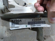 Load image into Gallery viewer, Transfer Case Nissan Titan XD 2019 - MM2910304
