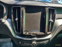 Load image into Gallery viewer, Radio  VOLVO XC60 2019 - MM2910391

