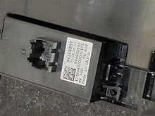 Load image into Gallery viewer, Radio  CT6 2018 - MM2911012
