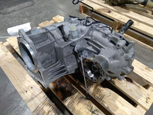 Load image into Gallery viewer, Transfer Case Jeep Wrangler 2023 - MM2911553
