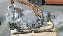 Load image into Gallery viewer, [INVENTORYCAR_YEAR_MAKE_MODEL] TRANSMISSION 2WD - MM2916538
