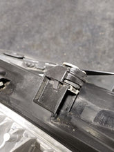 Load image into Gallery viewer, Headlight Lamp Assembly  MERCEDES CLS-CLASS 2016 - MM2917365
