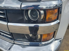 Load image into Gallery viewer, HEADLIGHT LAMP ASSEMBLY Silverado 2500 Pickup Silverado 3500 Pickup 15-19 Left - MM2918136
