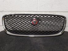 Load image into Gallery viewer, Grille Jaguar XF 2018 - MM2918632
