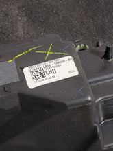 Load image into Gallery viewer, Headlight Lamp Assembly Ford Explorer 2021 - MM2918913
