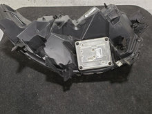 Load image into Gallery viewer, Headlight Lamp Assembly Ford Explorer 2021 - MM2918913

