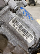 Load image into Gallery viewer, TRANSFER CASE 228I 320i 328D 328i 328I GT 335i 335i GT 428i 435i 12-15 - MM2920830

