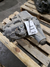 Load image into Gallery viewer, Transfer Case  SIERRA DENALI 2500 2018 - MM2923075

