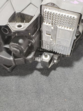 Load image into Gallery viewer, Headlight Lamp Assembly  VOLVO S90 2018 - MM2923189
