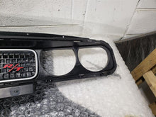 Load image into Gallery viewer, GRILLE Dodge Challenger 08 09 10 11 12 13 14 - MM2928953
