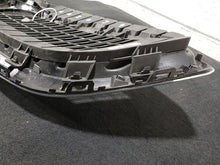 Load image into Gallery viewer, Grille Buick Lacrosse 2018 - MM2933659
