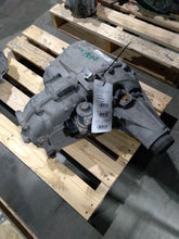 Load image into Gallery viewer, Transfer Case  SIERRA DENALI 2500 2018 - MM2942671

