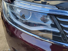 Load image into Gallery viewer, Headlight Lamp Assembly Lincoln MKX 2018 - MM2942758
