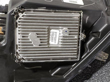 Load image into Gallery viewer, Headlight Lamp Assembly Lincoln MKX 2018 - MM2942759
