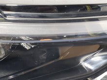 Load image into Gallery viewer, HEADLIGHT LAMP ASSEMBLY Jeep Cherokee 2019 19 2020 20 Right - MM2943334
