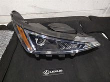Load image into Gallery viewer, HEADLIGHT LAMP ASSEMBLY Hyundai Elantra 2019 19 2020 20 Right - MM2943566
