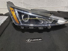 Load image into Gallery viewer, HEADLIGHT LAMP ASSEMBLY Hyundai Elantra 2019 19 2020 20 Right - MM2943566
