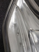 Load image into Gallery viewer, Headlight Lamp Assembly Cadillac SRX 2015 - MM2943935
