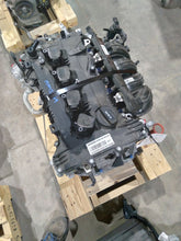 Load image into Gallery viewer, Engine Motor Hyundai Elantra 2021 - MM2954758
