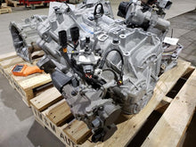 Load image into Gallery viewer, Transmission Hyundai Elantra 2023 - MM2968058
