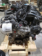 Load image into Gallery viewer, Engine Motor Chrysler Pacifica 2018 - MM2988481
