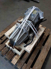 Load image into Gallery viewer, Carrier Assembly Chrysler 300 2008 - NW299339
