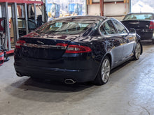 Load image into Gallery viewer, RADIO CONTROLS Jaguar XF 2009 09 2010 10 2011 11 - NW295615
