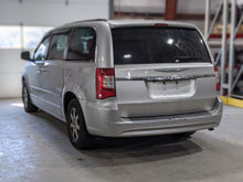 Load image into Gallery viewer, TAIL LIGHT LAMP ASSEMBLY Town &amp; Country 11 12 13 14 15 16 Right - NW322264
