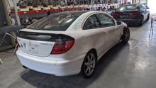 Load image into Gallery viewer, Engine Motor  MERCEDES C-CLASS 2004 - NW301199
