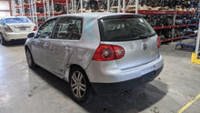 Load image into Gallery viewer, CV AXLE SHAFT Jetta Rabbit 05 06 07 08 09 10 Right - NW301031
