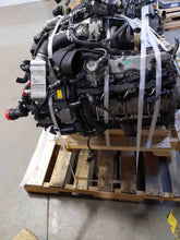 Load image into Gallery viewer, FRONT CV AXLE SHAFT 550i Gt 750 HYBRID 750i 750il Alpina B7 10-17 Right - NW301766
