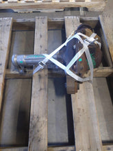 Load image into Gallery viewer, Steering Wheel  RANGE ROVER SPORT 2007 - NW302288
