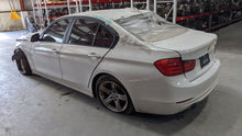 Load image into Gallery viewer, FRONT KNEE BMW 320i 328D 328i 335i 12 13 14 15 16 17 18 Right - NW478591
