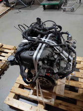 Load image into Gallery viewer, Carrier Assembly Chrysler Pacifica 2005 - NW304917
