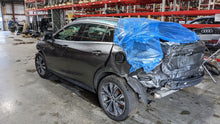 Load image into Gallery viewer, Transfer Case  INFINITI QX30 2018 - NW597819
