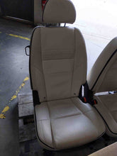 Load image into Gallery viewer, Park Lamp Light  VOLVO XC90 2014 - NW311978
