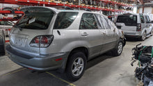 Load image into Gallery viewer, TRANSFER CASE Lexus RX300 1999 99 2000 00 01 02 03 - NW445197
