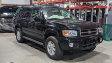 Load image into Gallery viewer, FRONT SPINDLE QX4 Pathfinder 98 99 00 01 02 03 04 Left - NW320360
