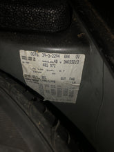 Load image into Gallery viewer, CARRIER ASSEMBLY Audi A6 Passat 00 01 02 03 04 2.7L - NW321016
