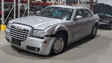 Load image into Gallery viewer, Wheel Rim Dodge 300C 2005 - NW326506
