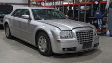 Load image into Gallery viewer, Carrier Assembly Dodge 300C 2005 - NW326127
