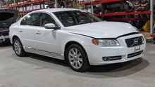 Load image into Gallery viewer, FRONT CV AXLE SHAFT Volvo C70 S80 V70 XC70 2007-2014 Right - NW326594
