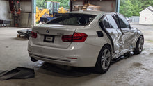 Load image into Gallery viewer, [INVENTORYCAR_YEAR_MAKE_MODEL] FOG LAMP LIGHT Right - NW329880
