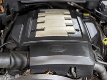 Load image into Gallery viewer, CARRIER ASSEMBLY Land Rover LR3 Range Rover Sport 2005 05 2006 06 07 08 09 Front - NW329639
