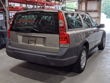 Load image into Gallery viewer, CV AXLE SHAFT Volvo XC70 Front 01 02 03 04 05 - 07 Left - NW333933

