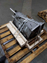 Load image into Gallery viewer, AXLE DIFFERENTIAL BMW 530i 2004 04 2005 05 3.46 RATIO  Auto - NW340974
